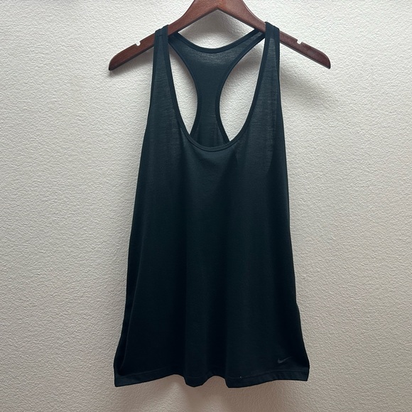 Women’s Nike Tank Top - Picture 1 of 4